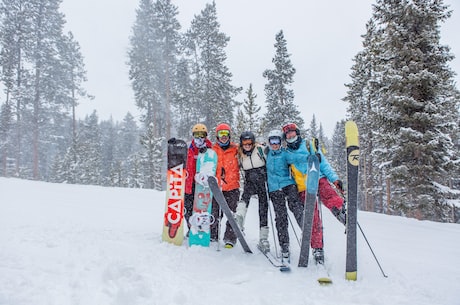 孙俪携家人滑雪庆元旦，向2021滑出一个好开始