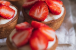 摘草莓的季节——满足你的味蕾和欲望